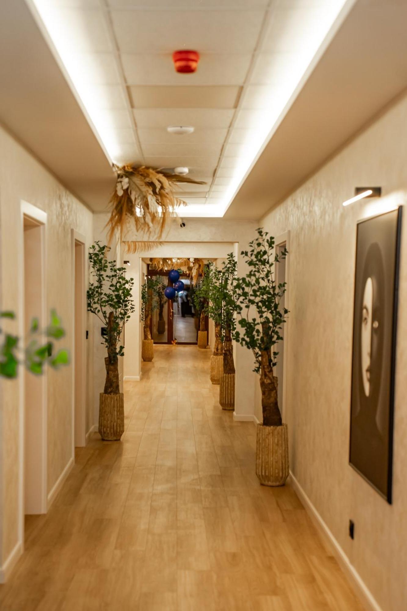 Palac W Konarach Konary Esterno foto